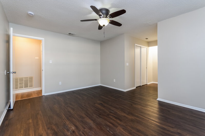 2,750/Mo, 12019 Uracus St Orlando, FL 32837 Main Bedroom View 2