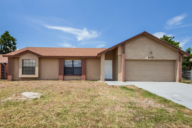 1,935/Mo, 605 Madrid Dr Kissimmee, FL 34758 External View