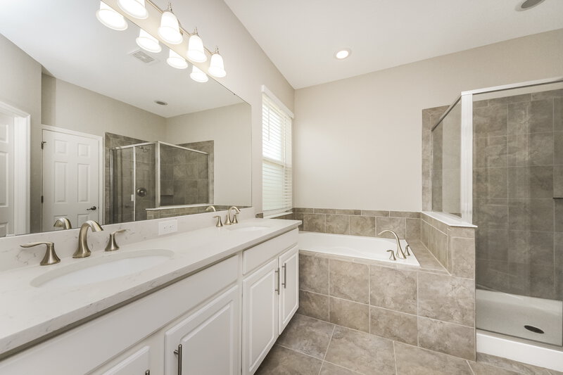 3,710/Mo, 3870 Cabo Rojo Dr Saint Cloud, FL 34772 Main Bathroom View