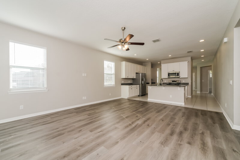 1,985/Mo, 2181 Grasmere View Pkwy N Kissimmee, FL 34746 Living Room View 2