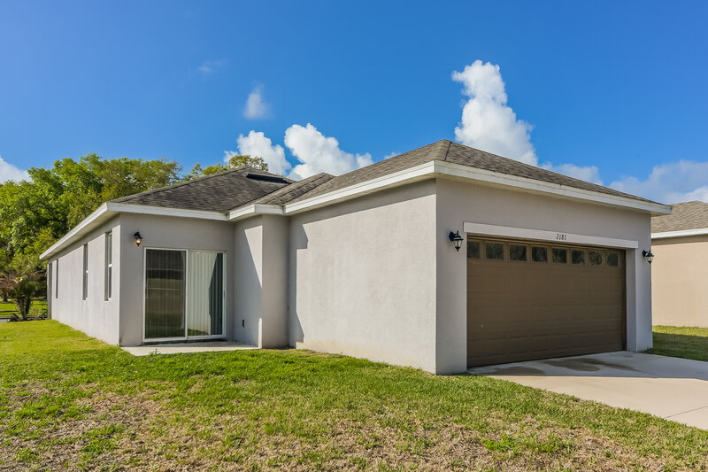1,985/Mo, 2181 Grasmere View Pkwy N Kissimmee, FL 34746 Rear View