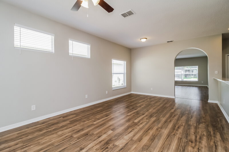 2,035/Mo, 1237 Kellogg Dr Tavares, FL 32778 Living Room View