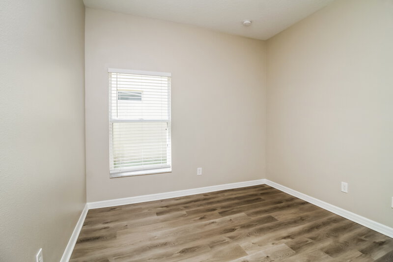 2,035/Mo, 1237 Kellogg Dr Tavares, FL 32778 Bedroom View 2