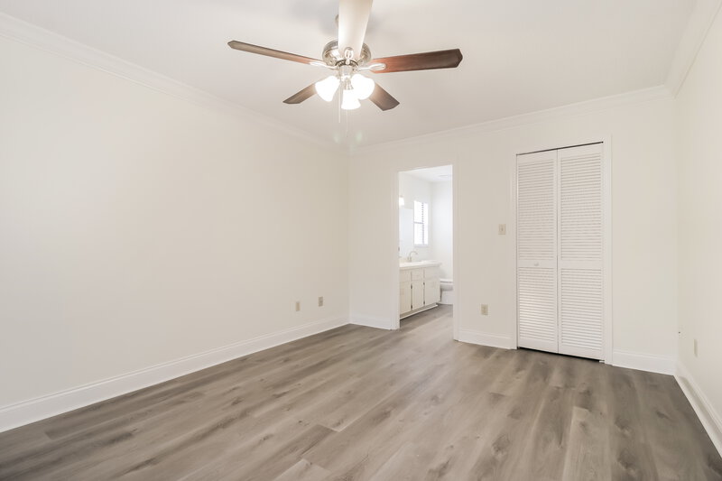 2,360/Mo, 3470 Paisley Cir Orlando, FL 32817 Main Bedroom View