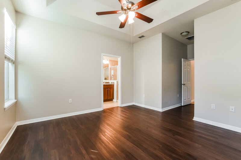 2,715/Mo, 7363 Azalea Cove Cir Orlando, FL 32807 Main Bedroom View 2