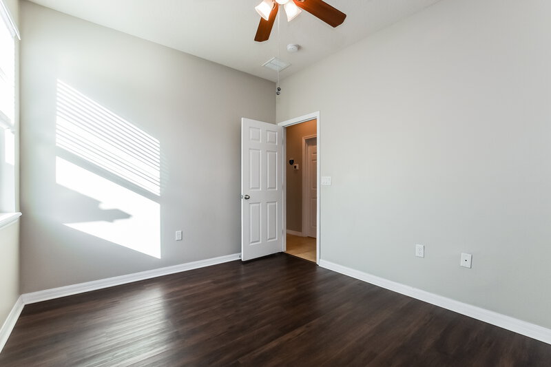 2,715/Mo, 7363 Azalea Cove Cir Orlando, FL 32807 Bedroom View 5