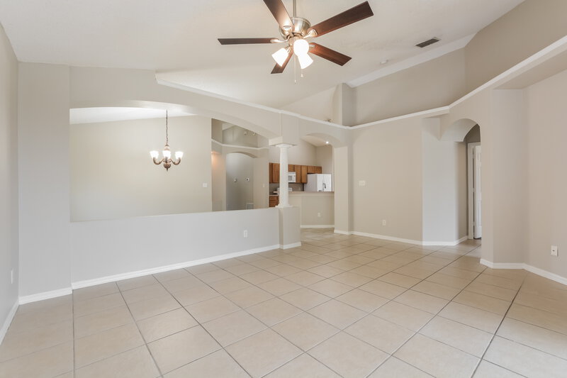 2,050/Mo, 1142 Greenley Ave Groveland, FL 34736 Living Room View