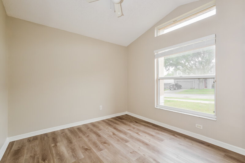 2,050/Mo, 1142 Greenley Ave Groveland, FL 34736 Bedroom View 2