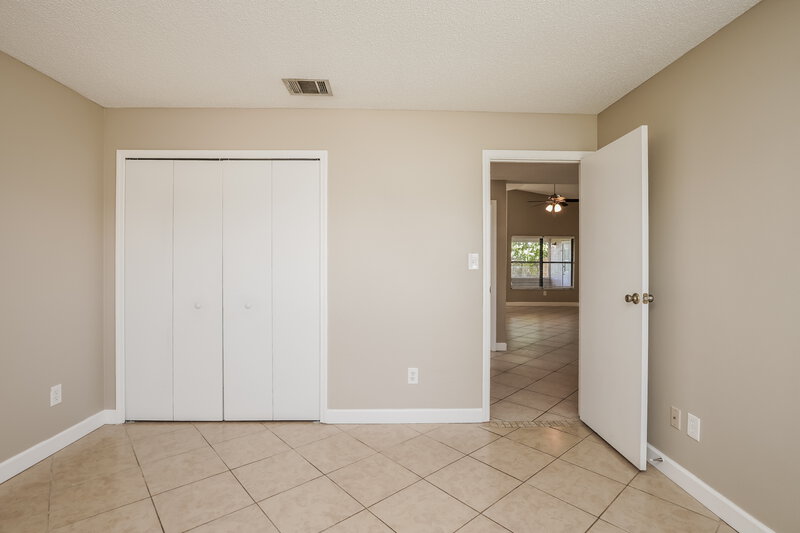 3,710/Mo, 3422 Burlington Dr Orlando, FL 32837 Bedroom View 3