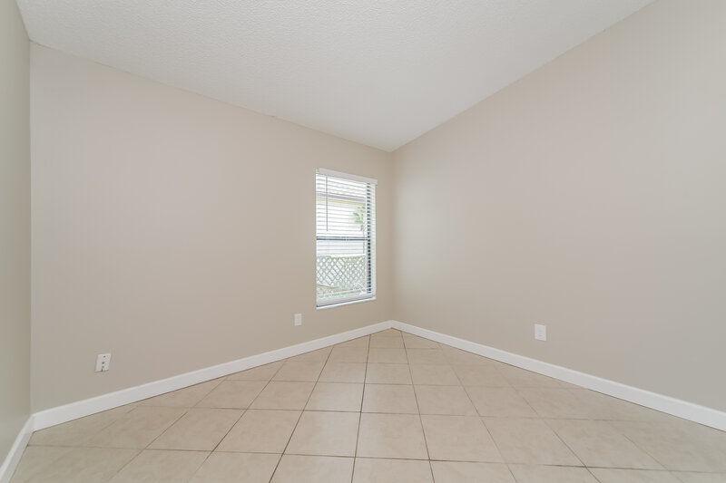2,620/Mo, 3422 Burlington Dr Orlando, FL 32837 Bedroom View 2