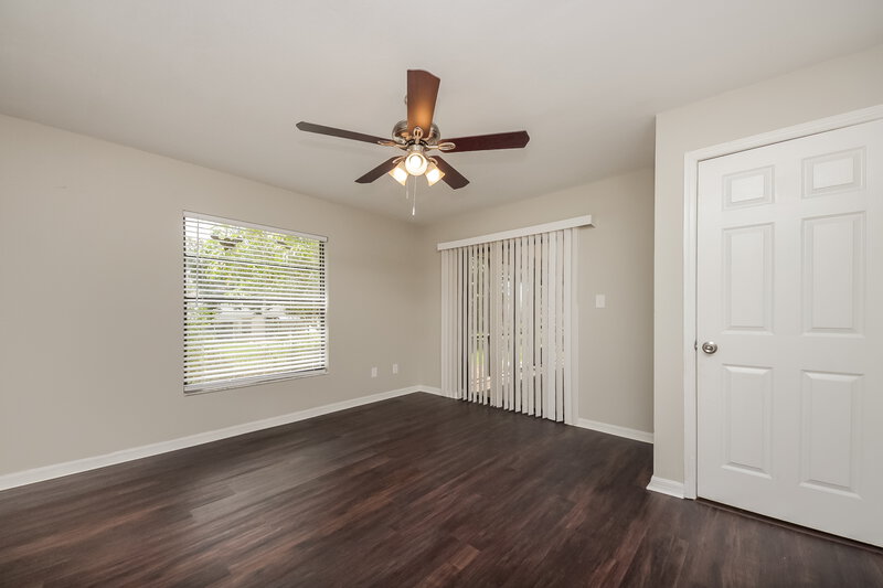 2,185/Mo, 4876 Jamaica Ln Kissimmee, FL 34746 Main Bedroom View 2
