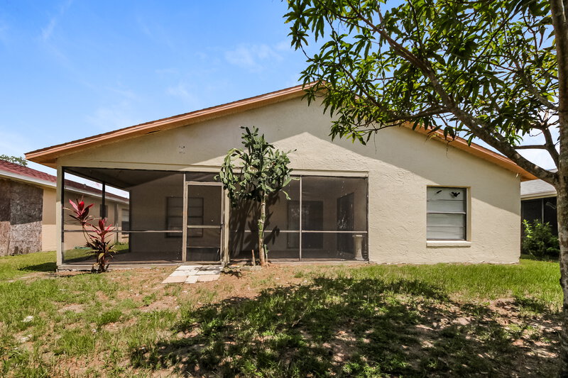 2,185/Mo, 4876 Jamaica Ln Kissimmee, FL 34746 Rear View