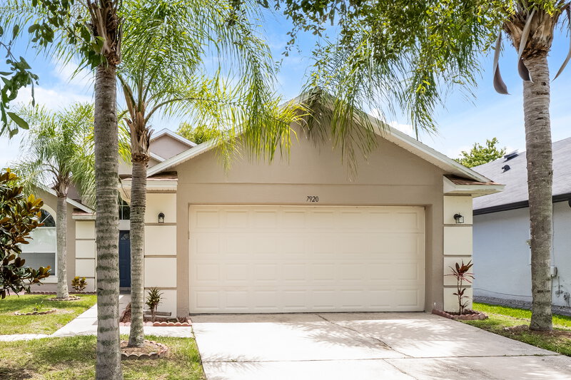 2,405/Mo, 7920 Oakstone Ct Orlando, FL 32822 External View