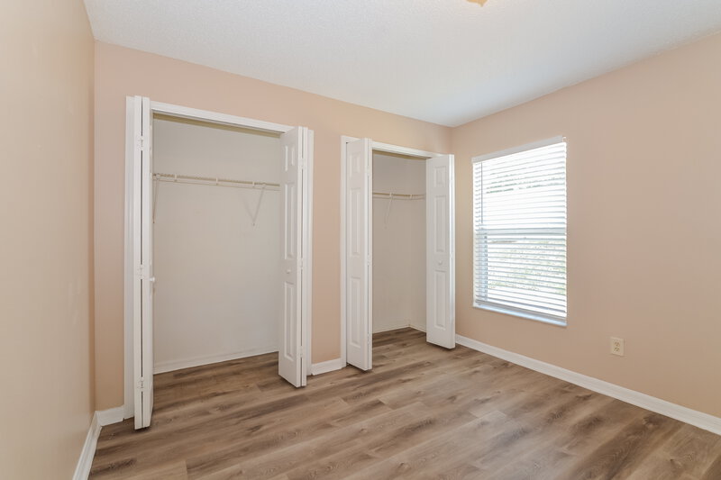 2,225/Mo, 310 Country Lakes Cir Groveland, FL 34736 Bedroom View 3