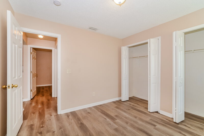 2,225/Mo, 310 Country Lakes Cir Groveland, FL 34736 Bedroom View 4