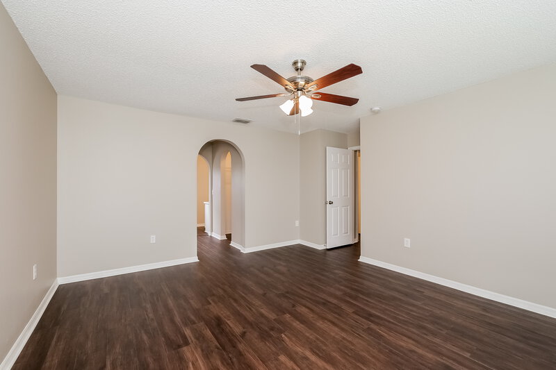 3,200/Mo, 907 Gateshead Ct Kissimmee, FL 34758 Main Bedroom View 2