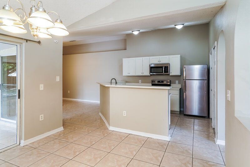 1,960/Mo, 5 Sequoia Way Kissimmee, FL 34758 Kitchen View