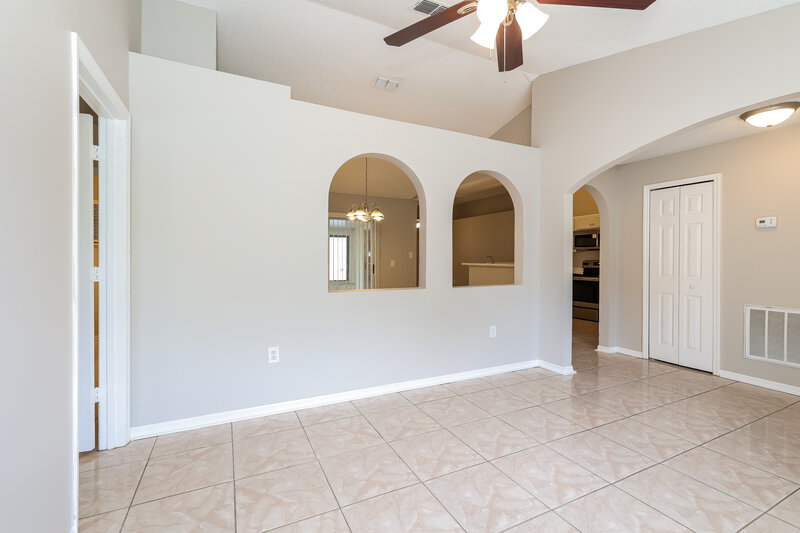 1,940/Mo, 5 Sequoia Way Kissimmee, FL 34758 Family Room View