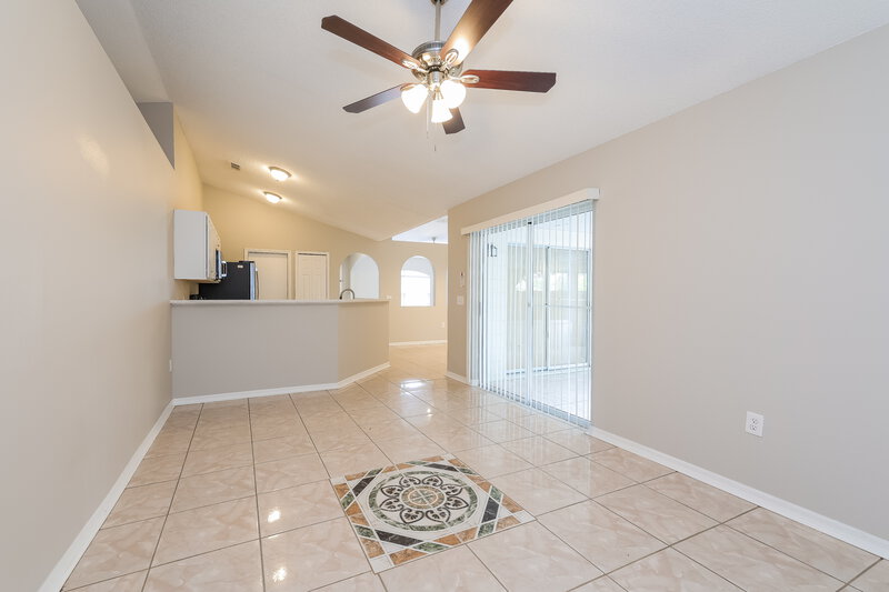1,940/Mo, 5 Sequoia Way Kissimmee, FL 34758 Family Room View 2