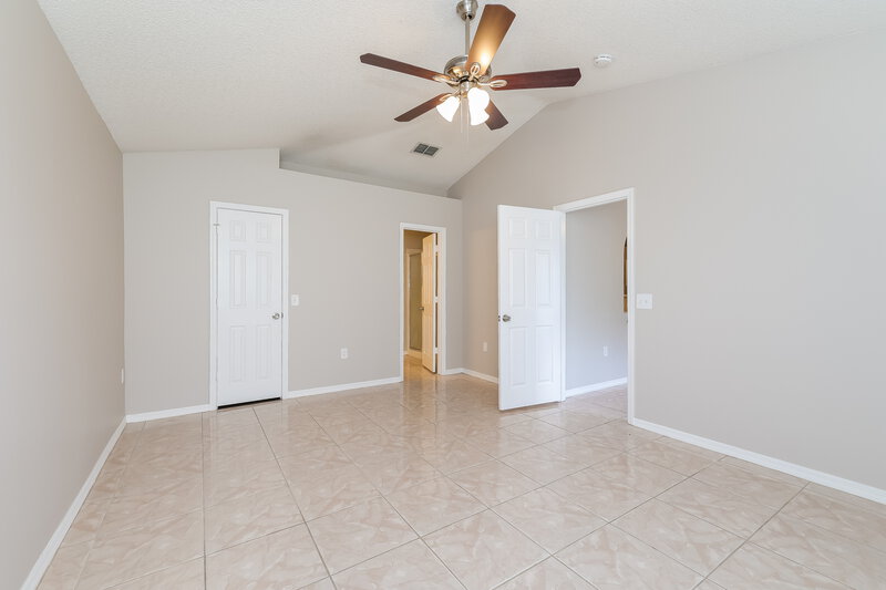 1,940/Mo, 5 Sequoia Way Kissimmee, FL 34758 Main Bedroom View