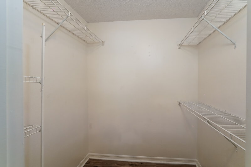 1,960/Mo, 5 Sequoia Way Kissimmee, FL 34758 Walk In Closet View