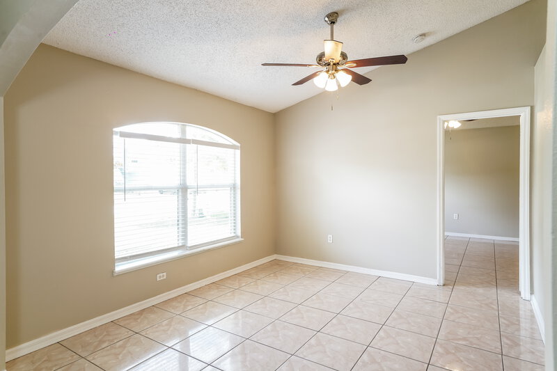 1,960/Mo, 5 Sequoia Way Kissimmee, FL 34758 Bedroom View