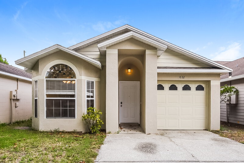 2,110/Mo, 1632 Chatham Cir Apopka, FL 32703 External View