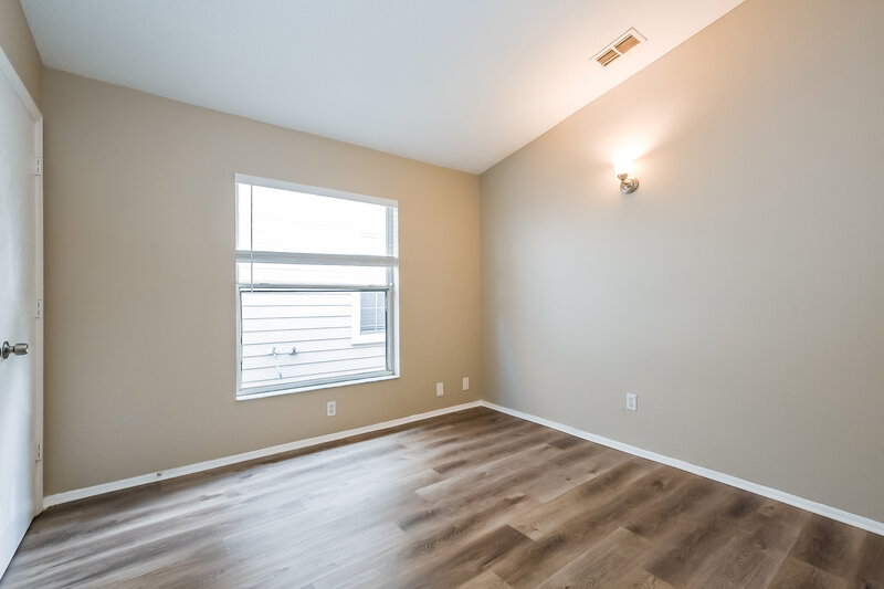 2,110/Mo, 1632 Chatham Cir Apopka, FL 32703 Bedroom View 3