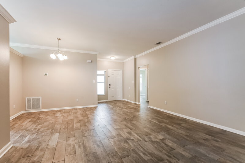 2,425/Mo, 2845 Falling Tree Cir Orlando, FL 32837 Living Room View 2