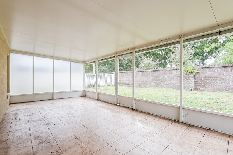 2,425/Mo, 2845 Falling Tree Cir Orlando, FL 32837 Sun Room View