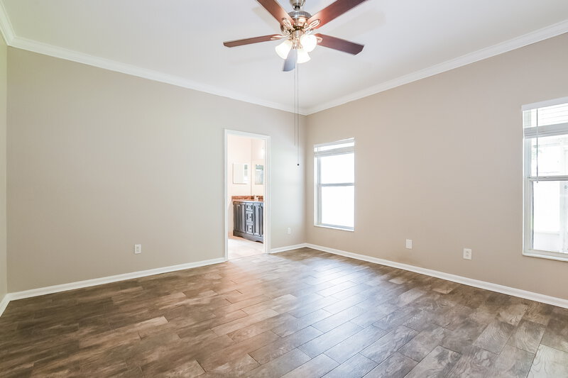 2,425/Mo, 2845 Falling Tree Cir Orlando, FL 32837 Main Bedroom View