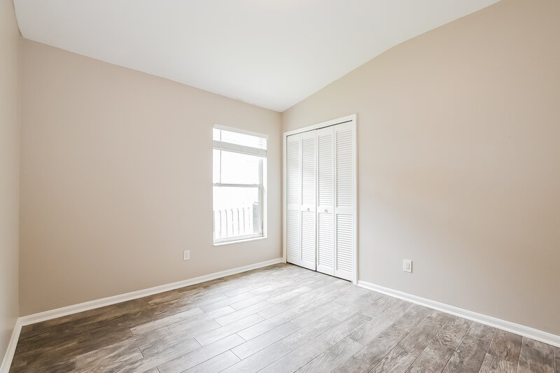 2,425/Mo, 2845 Falling Tree Cir Orlando, FL 32837 Bedroom View