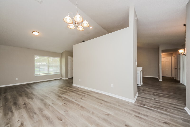 2,390/Mo, 814 Wil O Wik Dr Casselberry, FL 32707 Dining Room View