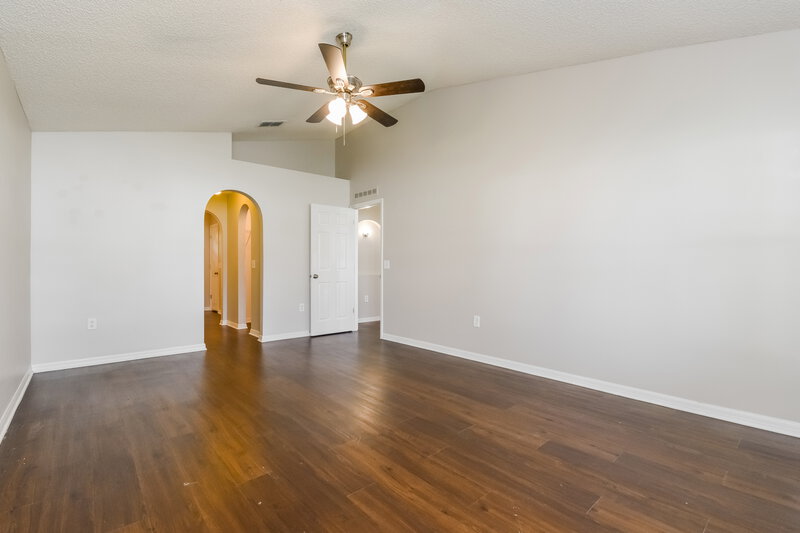 1,785/Mo, 225 Cranbrook Dr Kissimmee, FL 34758 Main Bedroom View