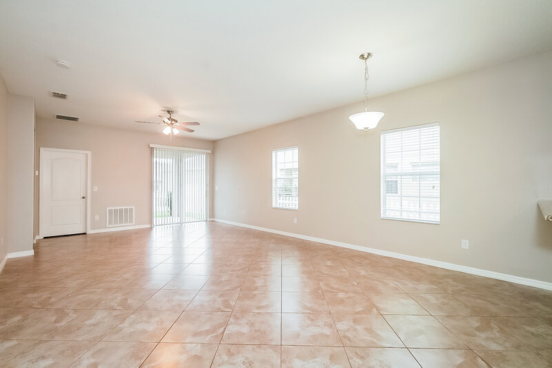 2,175/Mo, 3215 Blazing Star Ln Harmony, FL 34773 Dining Room View