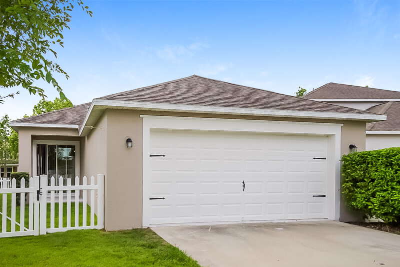 2,175/Mo, 3215 Blazing Star Ln Harmony, FL 34773 Rear View 2