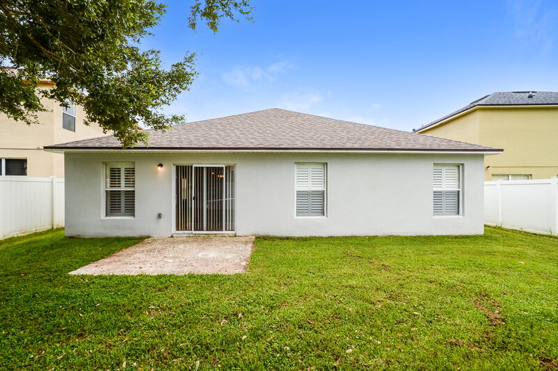 2,425/Mo, 1251 Alapaha Ln Orlando, FL 32828 Rear View