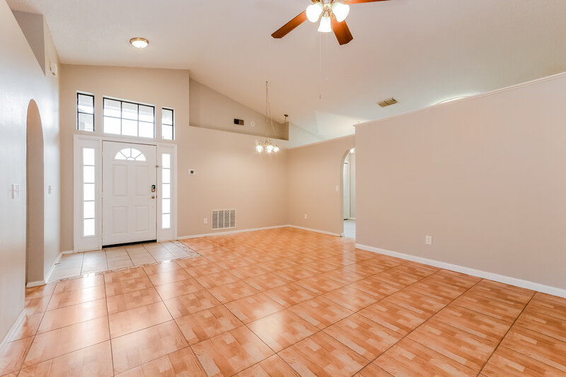 2,495/Mo, 2630 Cahill Way Lake Mary, FL 32746 Living Room View