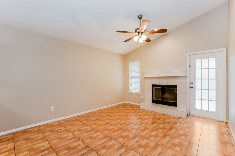 2,495/Mo, 2630 Cahill Way Lake Mary, FL 32746 Living Room View 2