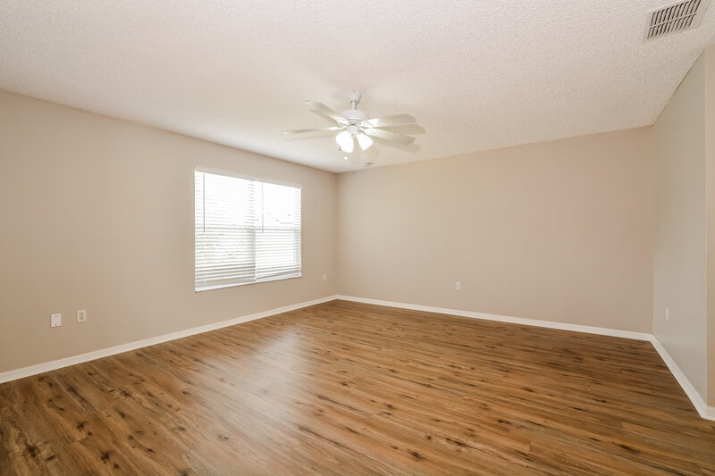 1,935/Mo, 963 Alsace Dr Kissimmee, FL 34759 Main Bedroom View 2