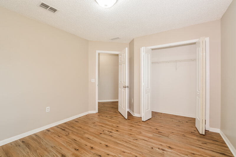 1,935/Mo, 963 Alsace Dr Kissimmee, FL 34759 Bedroom View