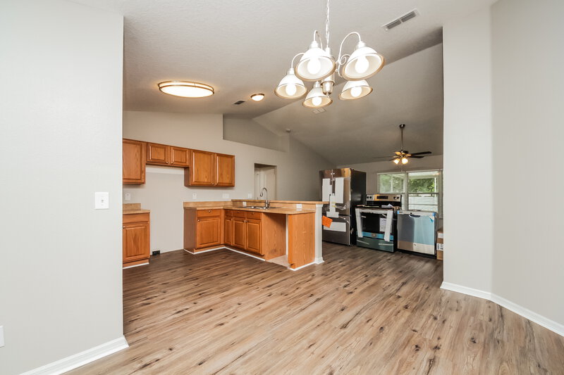 2,125/Mo, 2040 Big Buck Dr Saint Cloud, FL 34772 Dining Room View 2