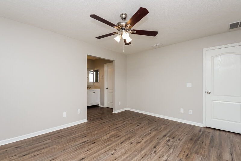 2,125/Mo, 2040 Big Buck Dr Saint Cloud, FL 34772 Main Bedroom View 2