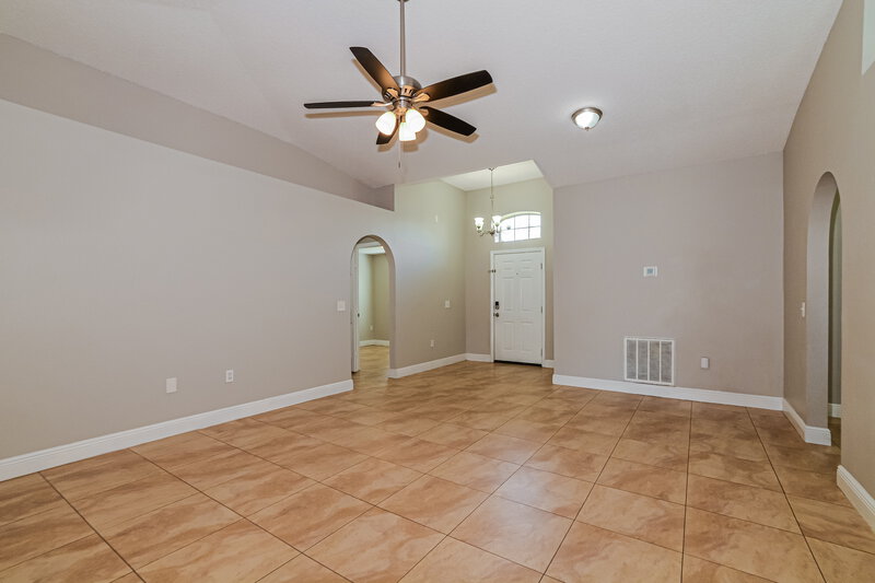 2,455/Mo, 457 Regal Downs Cir Winter Garden, FL 34787 Living Room View 2
