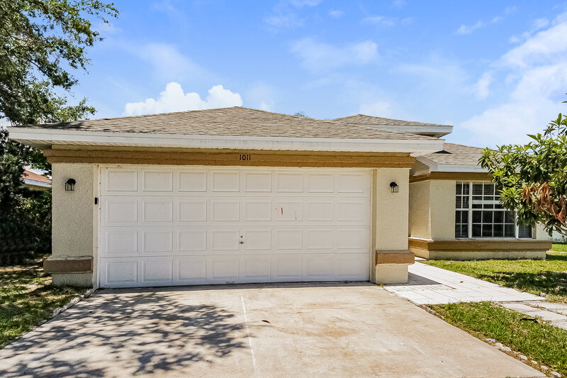 2,120/Mo, 1011 Ocala Woods Ln Orlando, FL 32824 Front View