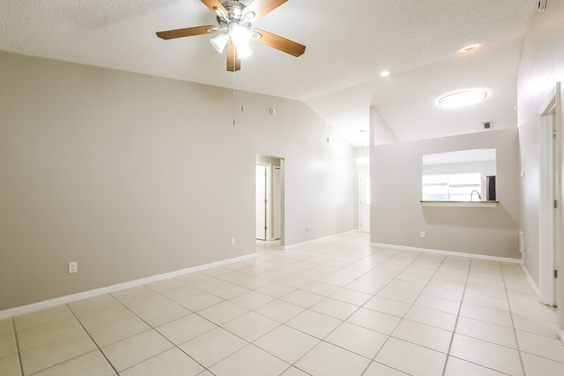 2,215/Mo, 9344 Chandon Dr Orlando, FL 32825 Misc View 2
