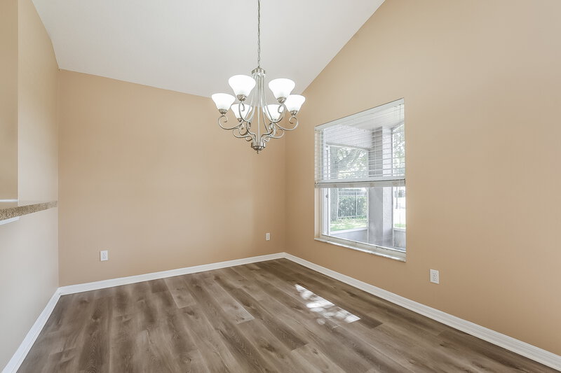 2,425/Mo, 500 Tuten Trl Orlando, FL 32828 Dining Room View