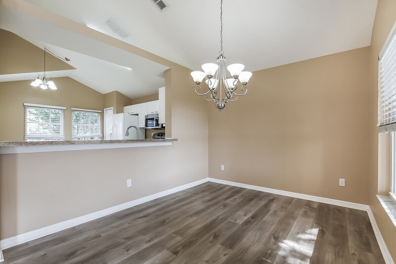 2,425/Mo, 500 Tuten Trl Orlando, FL 32828 Dining Room View 2