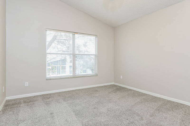 2,240/Mo, 1140 Stoneham Dr Groveland, FL 34736 Main Bedroom View 2