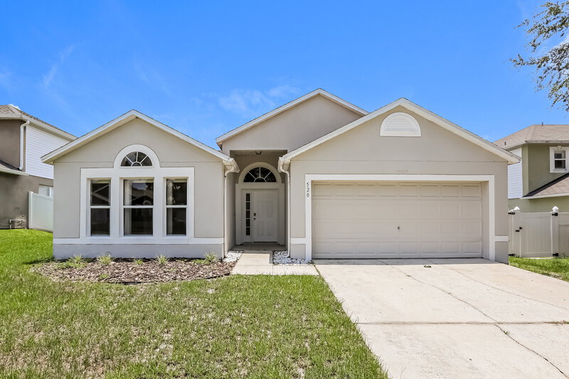 2,245/Mo, 520 Wekiva Bluff St Apopka, FL 32712 External View